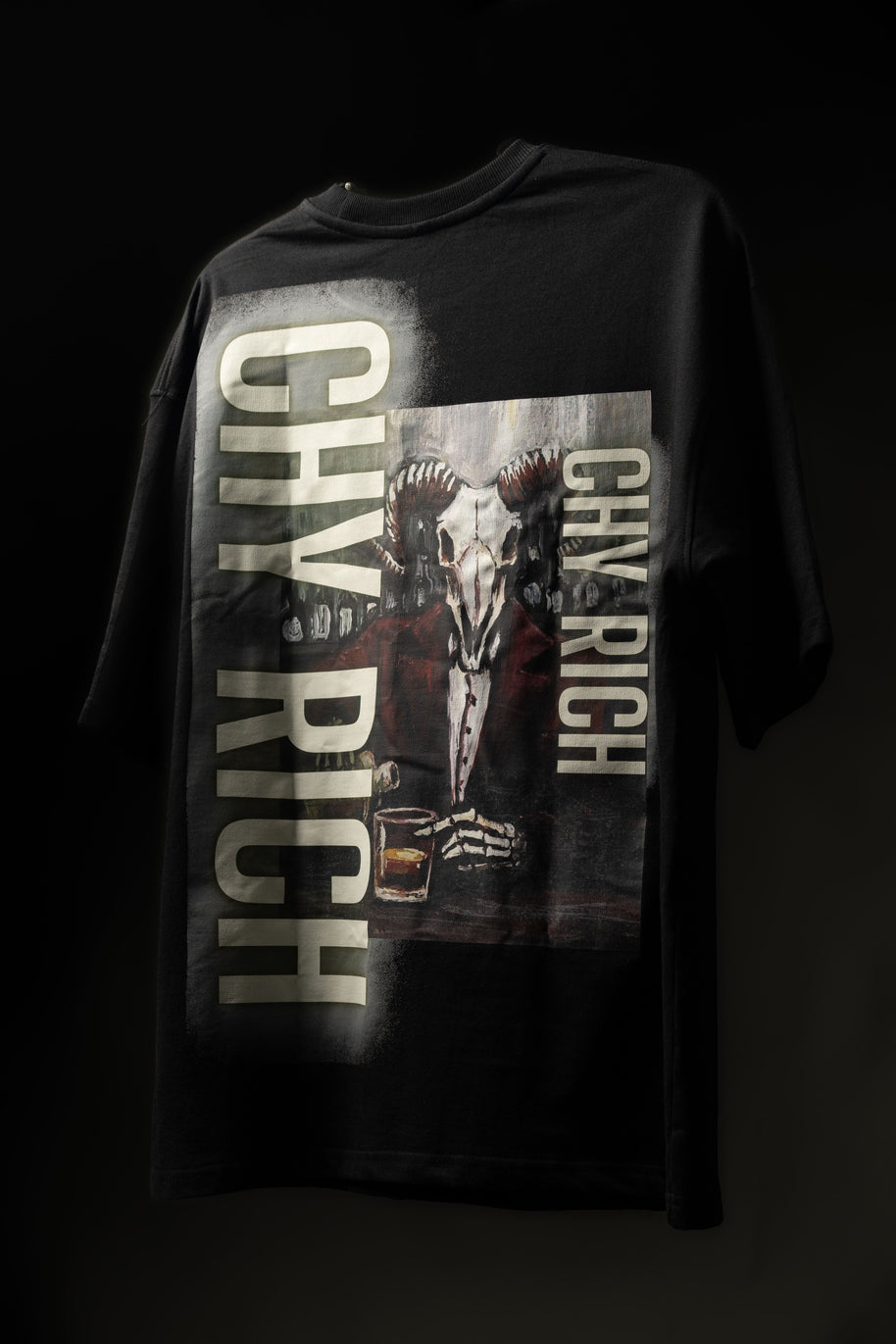 CHY RICH “Crimson Skull” Graphic Tee – Urban Streetwear Edition