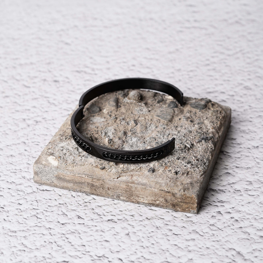 MAGNETIC BEND