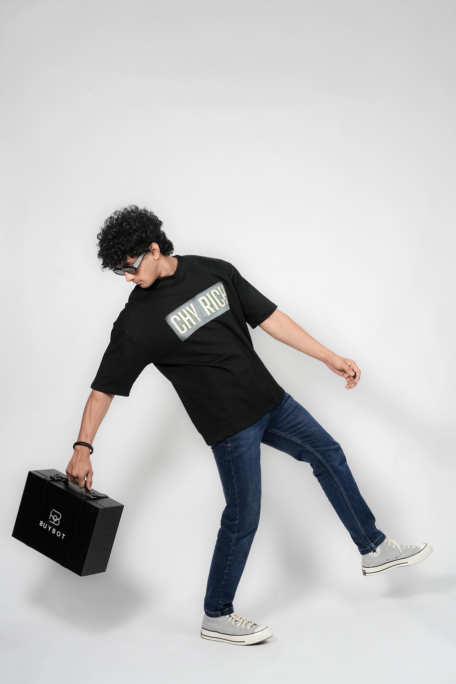 CHY RICH “Crimson Skull” Graphic Tee – Urban Streetwear Edition