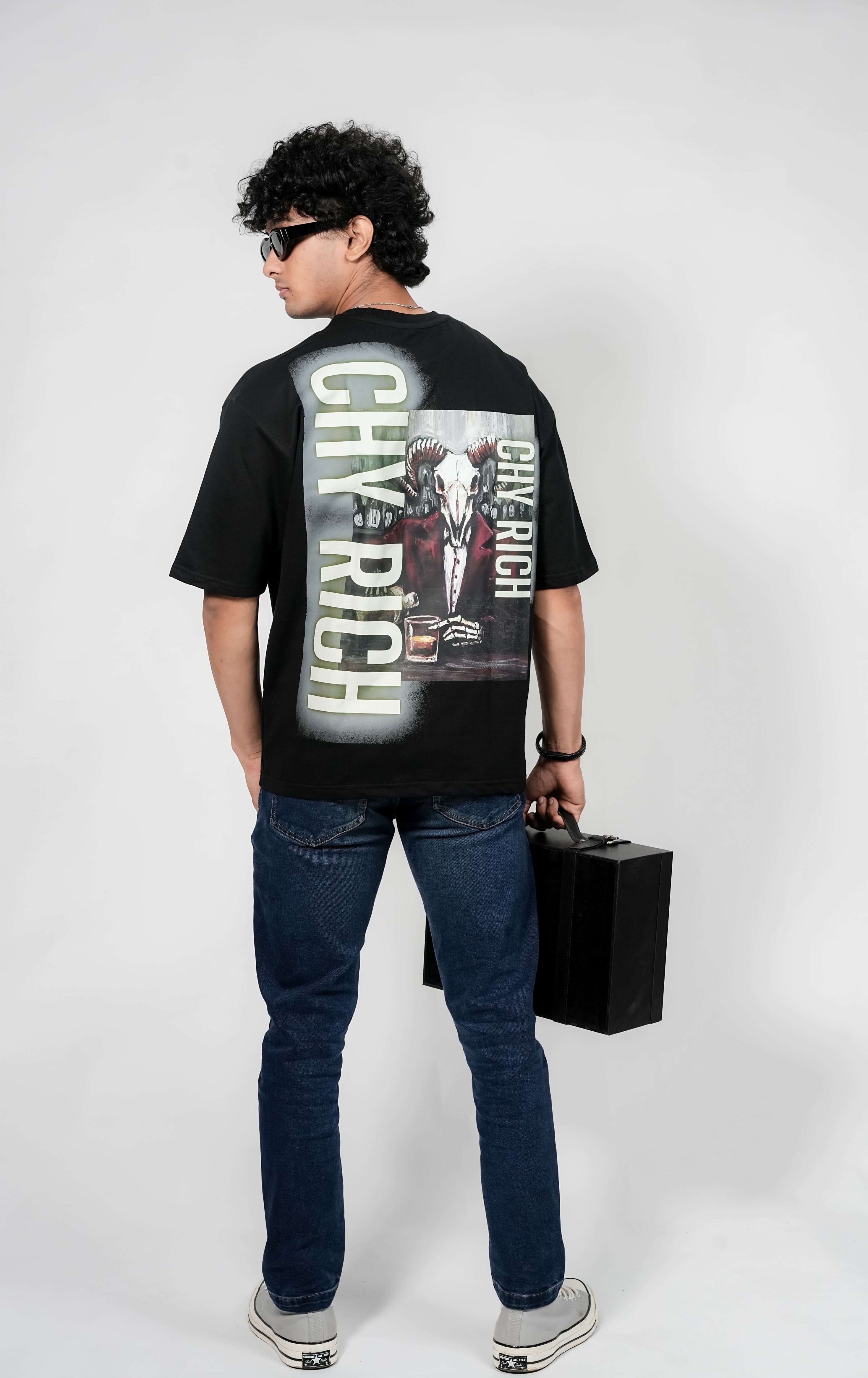 CHY RICH “Crimson Skull” Graphic Tee – Urban Streetwear Edition